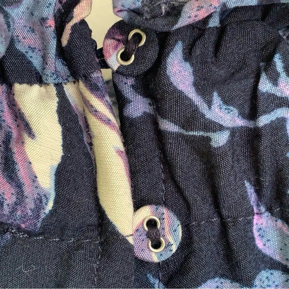 Cupio Floral Print  Ruffle Front Peasant Blouse - Picture 8 of 10